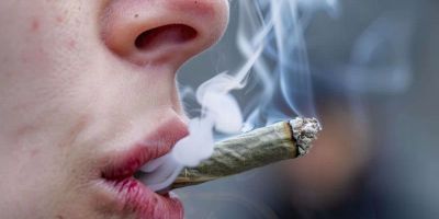 Can Lawyers Smoke Weed? Legal, Ethical, and Professional Considerations